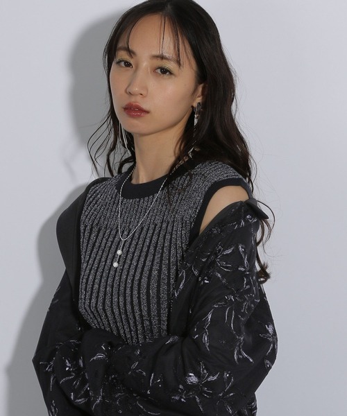 HARE（ハレ）の「ラメニットノースリーブ(HARE)（タンクトップ・レディース・ブラック/ネイビー・FREE）」の14枚目の写真