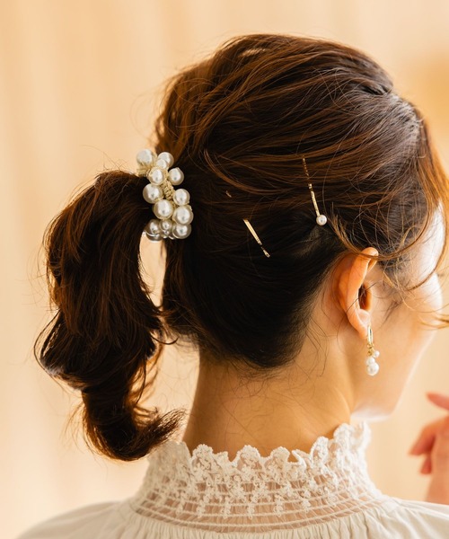 studio CLIP（スタディオクリップ）の「パールジャラジャラゴム（ヘアゴム・レディース・その他1/その他2/ホワイト・FREE）」の2枚目の写真