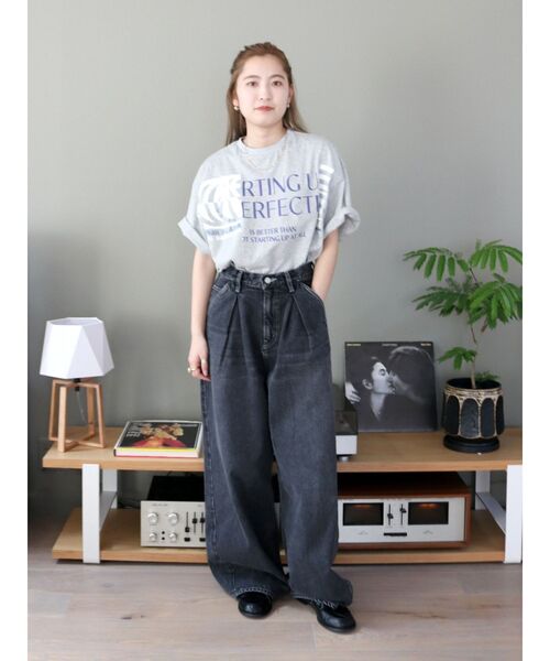 Ungrid(アングリッド)の「リメイクデザインロゴTee(Tシャツ/カットソー・レディース・グリーン/ライトグレー/オフホワイト・FREE)」の7枚目の写真