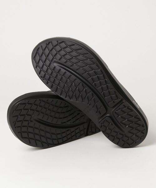 OOFOS(ウーフォス)の「OOFOS OOriginal-Black 2000010050182(サンダル・メンズ・ブラック・26cm/27cm)」の10枚目の写真