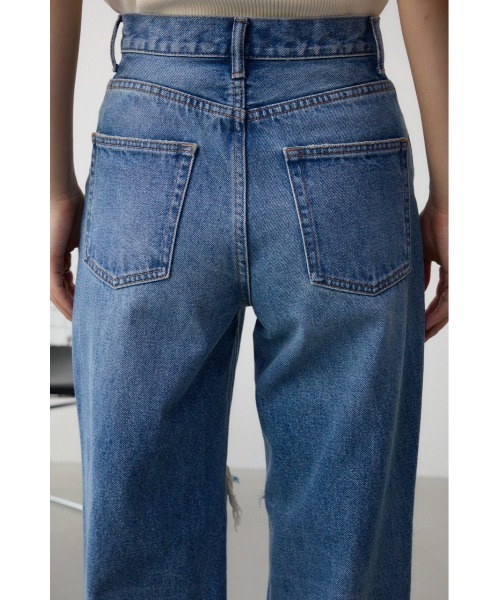 AZUL by moussy（アズールバイマウジー）の「AZUL DENIM ダメージワイドデニム（デニムパンツ・レディース・ライトブルー・SMALL/MEDIUM）」の9枚目の写真