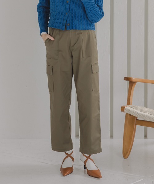 Petitjo(プッチージョ)の「小さいサイズ 綿混ベイカーテーパードパンツ 低身長さん・小柄女性(その他パンツ・レディース・カーキ/ライトベージュ/ダークカーキ・PSS/PS/PM/PL)」の1枚目の写真