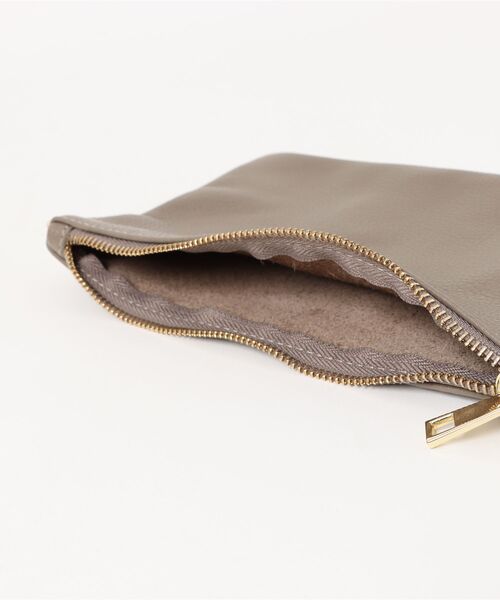 Scrap Book（スクラップブック）の「【CHRISTIAN VILLA】ベルトトートM（トートバッグ・レディース・ベージュ/グレー・FREE）」の8枚目の写真