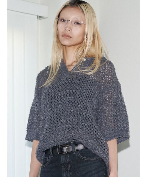 VEQUM（VEQUM）の「【VEQUM】OPEN WORK POLO KNIT（シャツ/ブラウス・レディース・グレー/ブラック/アイボリー・FREE）」の4枚目の写真