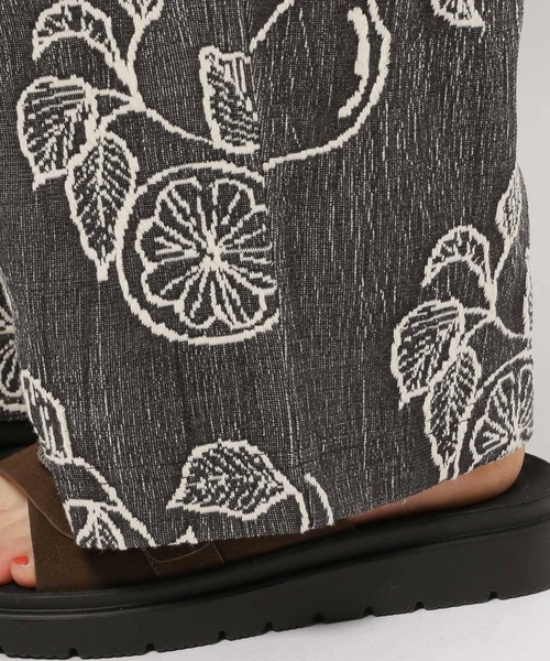 niko and...（ニコアンド）の「ボタニカルジャガードパンツ（その他パンツ・レディース・チャコール/グリーン/キャメル/イエロー・FREE）」の19枚目の写真