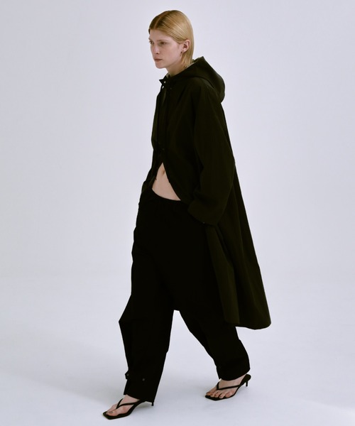 CREDONA（クレドナ）の「HOODIE NYLON COAT/フーディーナイロンコート（ナイロンジャケット・レディース・ブラウン/チャコールグレー・1/0）」の9枚目の写真