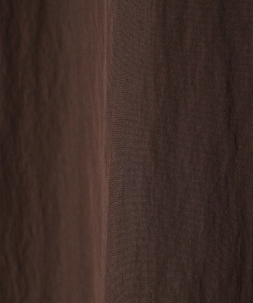 CREDONA（クレドナ）の「HOODIE NYLON COAT/フーディーナイロンコート（ナイロンジャケット・レディース・ブラウン/チャコールグレー・1/0）」の14枚目の写真