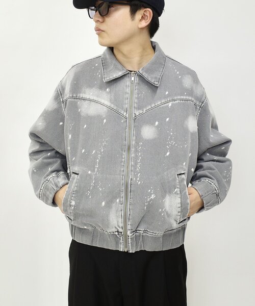WHO'S WHO gallery（フーズフーギャラリー）の「スプレーブリーチステンカラーデニムブルゾン【セットアップ対応】（デニムジャケット・メンズ・ブラック/グレー/サックスブルー・FREE）」の2枚目の写真