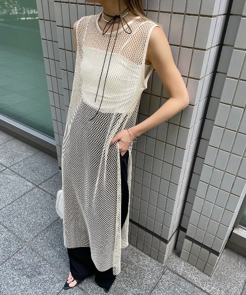 AIC.（エーアイシー）の「ディープスリットメッシュロングワンピース（ワンピース・レディース・キナリ/ブラック・FREE）」の7枚目の写真