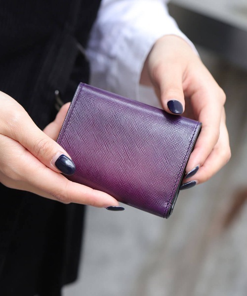 YUHAKU/ユハク」本革 ラウンドファスナー 三つ折り コンパクト