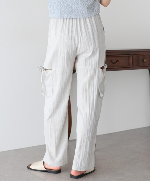 BLUEEAST（ブルーイースト）の「サイドオープンパンツ（カーゴパンツ・レディース・チャコールグレー/ブラック/ホワイト・MEDIUM）」の5枚目の写真