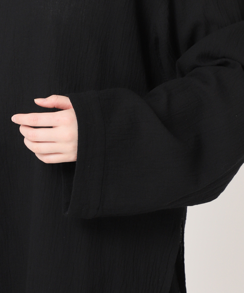 JOURNAL STANDARD(ジャーナルスタンダード)の「《追加2》ソフトガーゼ2WAYビッグプルオーバー(シャツ/ブラウス・レディース・ブラック/ホワイト・FREE)」の3枚目の写真