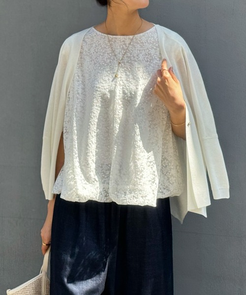 BEARDSLEY（ビアズリー）の「小花刺繍バルーンブラウス（シャツ/ブラウス・レディース・ブラック/ホワイト・FREE）」の3枚目の写真