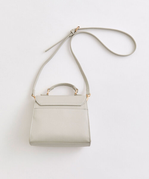 OLIVE des OLIVE エメリスタッズ付きケリーバッグ　ピンクベージュ OLIVE des ショルダーバッグ バッグ エメリスタッズ付きケリー
