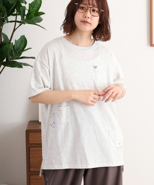 Quelle Chance(ケルシャンス)の「多ポケット刺しゅう5分袖Tシャツ(Tシャツ/カットソー・レディース・チャコール/ライトブルー/チャコールグレー/ライトグリーン系/ホワイト系その他2/オートミール/ネイビー/オフホワイト/ホワイト系その他・M)」の6枚目の写真