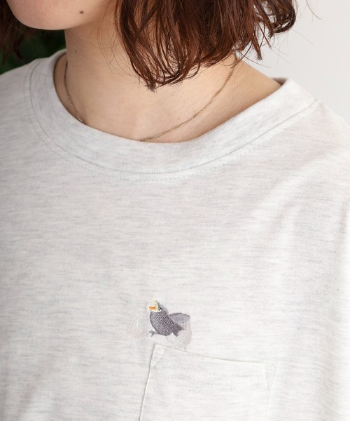 Quelle Chance(ケルシャンス)の「多ポケット刺しゅう5分袖Tシャツ(Tシャツ/カットソー・レディース・チャコール/ライトブルー/チャコールグレー/ライトグリーン系/ホワイト系その他2/オートミール/ネイビー/オフホワイト/ホワイト系その他・M)」の11枚目の写真