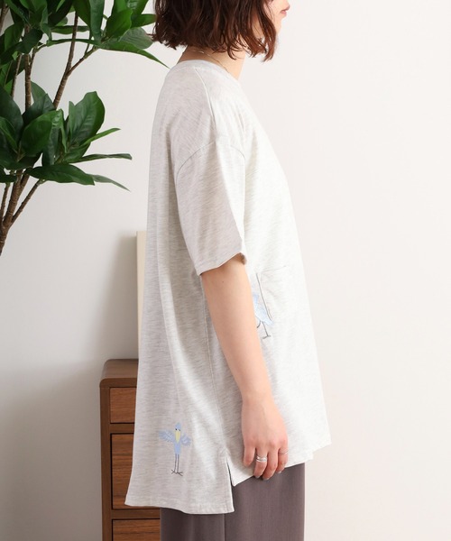 Quelle Chance(ケルシャンス)の「多ポケット刺しゅう5分袖Tシャツ(Tシャツ/カットソー・レディース・チャコール/ライトブルー/チャコールグレー/ライトグリーン系/ホワイト系その他2/オートミール/ネイビー/オフホワイト/ホワイト系その他・M)」の10枚目の写真