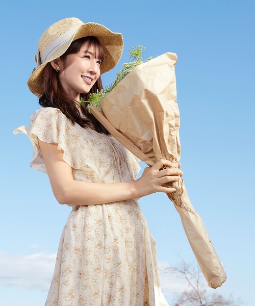 上品スタイル 小倉優子さん着用】フレアスリーブ柄ワンピース（ワンピース ワンピース