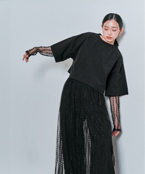 W:Huku(フーク)の「撥水 リブネック ショート トップス / 半袖 ハーフスリーブ(Tシャツ/カットソー・レディース・ブラック/チャコール/アイボリー/アッシュブラウン・FREE)」の2枚目の写真