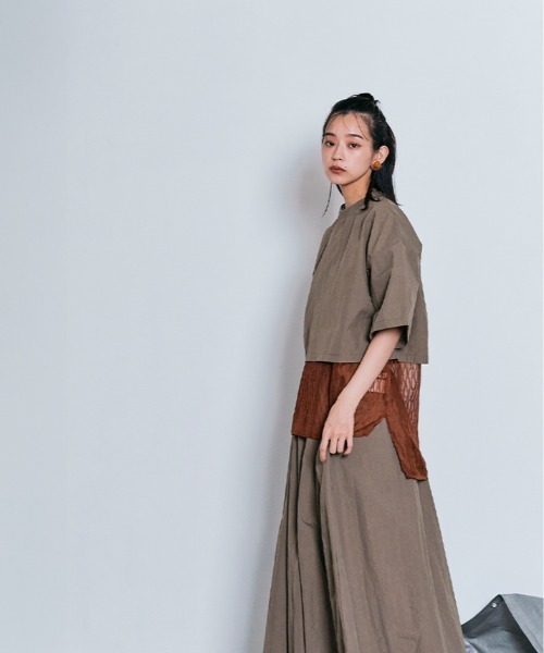 W:Huku(フーク)の「撥水 リブネック ショート トップス / 半袖 ハーフスリーブ(Tシャツ/カットソー・レディース・ブラック/チャコール/アイボリー/アッシュブラウン・FREE)」の15枚目の写真