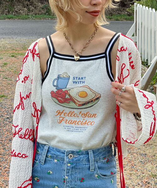 HELLO.SANFRANCISCO(ハローサンフランシスコ)の「【HELLO.SANFRANCISCO/ハローサンフランシスコ】ラインテープカップ付きキャミ(キャミソール・レディース・ライトグレー/オフホワイト・ONE SIZE)」の2枚目の写真