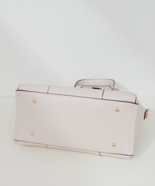 natural couture（ナチュラルクチュール）の「ダブルフラップ２ＷＡＹハンドバッグ（ショルダーバッグ・レディース・ブラック/アイボリー/モカ/イエロー・FREE）」の22枚目の写真