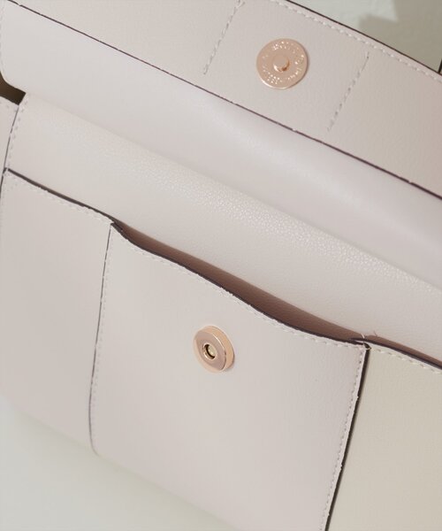 natural couture（ナチュラルクチュール）の「ダブルフラップ２ＷＡＹハンドバッグ（ショルダーバッグ・レディース・ブラック/アイボリー/モカ/イエロー・FREE）」の18枚目の写真