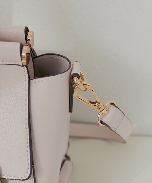 natural couture（ナチュラルクチュール）の「ダブルフラップ２ＷＡＹハンドバッグ（ショルダーバッグ・レディース・ブラック/アイボリー/モカ/イエロー・FREE）」の16枚目の写真