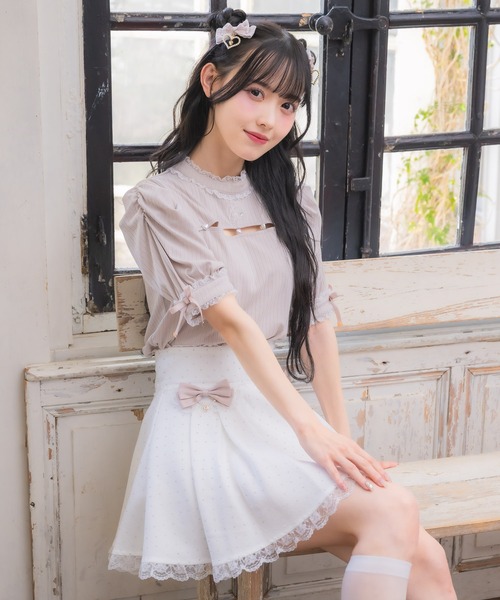 ROJITA(ロジータ)の「デコルテ開きパールデザインTOPS(Tシャツ/カットソー・レディース・ブラック/ピンクベージュ/ホワイト・FREE)」の18枚目の写真