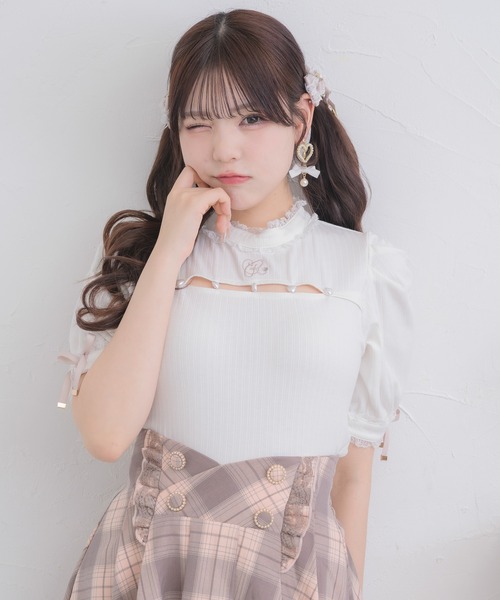 ROJITA(ロジータ)の「デコルテ開きパールデザインTOPS(Tシャツ/カットソー・レディース・ブラック/ピンクベージュ/ホワイト・FREE)」の10枚目の写真