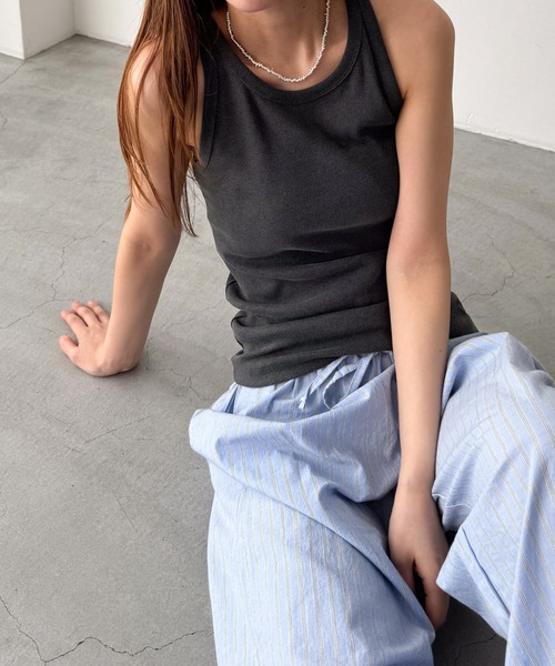 CANAL JEAN(キャナルジーン)の「El mar ピグメントタンクトップ(タンクトップ・レディース・ベージュ/チャコールグレー・ONE SIZE)」の1枚目の写真