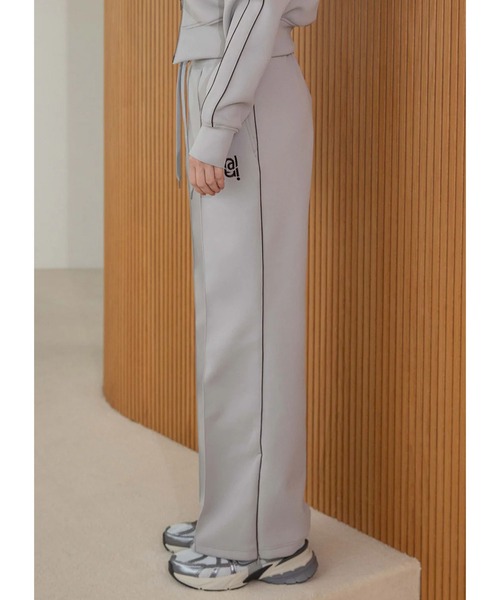 IRAL(アイラル)の「SIDE SLIT PANTS(スラックス・レディース・ブラック/チャコールグレー/グレー・FREE)」の8枚目の写真