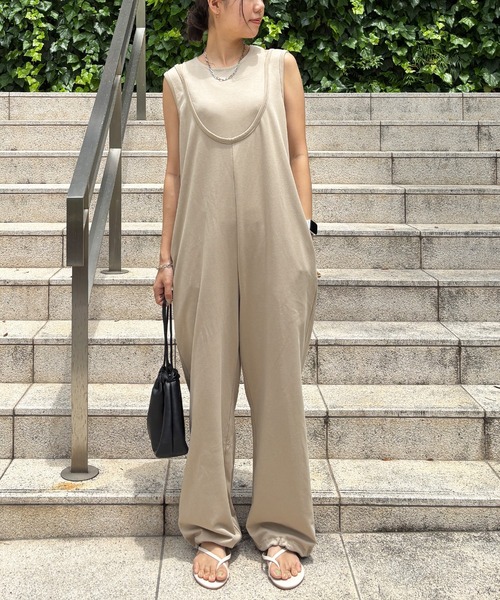 ISOOK（アイスー）の「【ISOOK / アイスー】レイヤード風オールインワン / コンビネゾン ジャンプスーツ パンツ 重ね着 アメスリ タンクトップ  ZOZOTOWN限定（つなぎ/オールインワン・レディース・ブラック/ベージュ・FREE）」の12枚目の写真