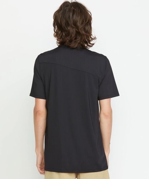 VOLCOM(ボルコム)の「【VOLCOM/ボルコム】Hazard Pro Polo Short Sleeve/抗菌速乾UVケア半袖ポロシャツ(ポロシャツ・メンズ・ブラック・LARGE/MEDIUM/SMALL/X-LARGE)」の5枚目の写真