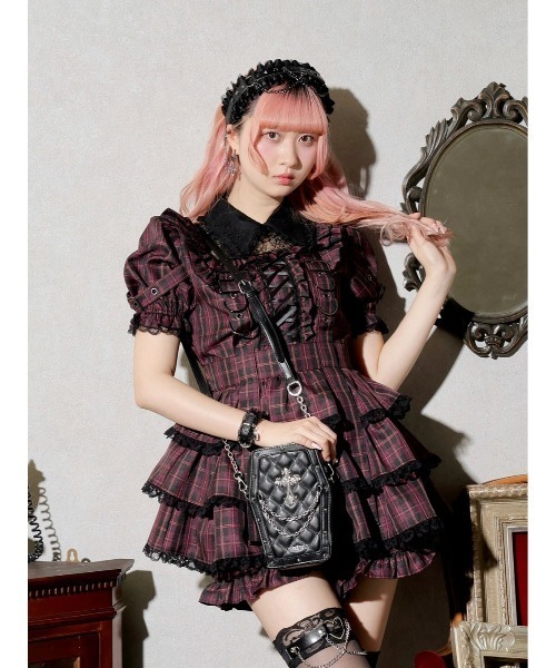 NOEMIE(ノエミー)の「棺桶キルティングショルダーバッグ(ショルダーバッグ・レディース・ブラック/シルバー・ONE SIZE)」の13枚目の写真