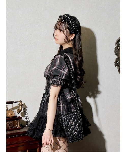 NOEMIE(ノエミー)の「棺桶キルティングショルダーバッグ(ショルダーバッグ・レディース・ブラック/シルバー・ONE SIZE)」の10枚目の写真