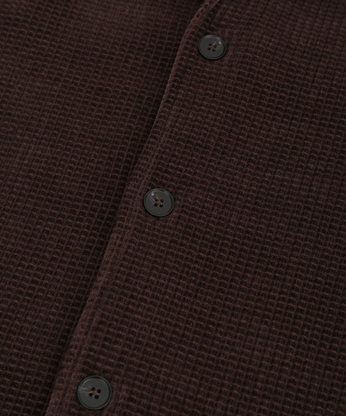 MEN'S BIGI（メンズビギ）の「ベロア調コールワッフル カバーオールジャケット（カバーオール・メンズ・ブラウン/ブラック・02/01/03）」の4枚目の写真