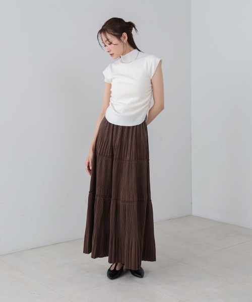 Bab（バブ）の「サイドギャザープチハイネックトップス（Tシャツ/カットソー・レディース・ベージュ/ブラウン/ブラック/オフホワイト・M）」の14枚目の写真