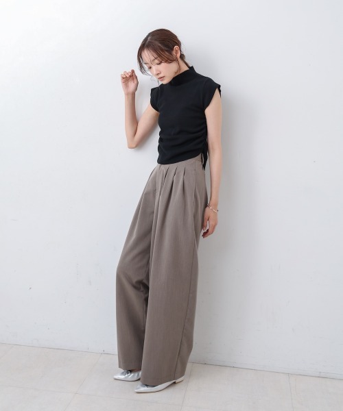 Bab（バブ）の「サイドギャザープチハイネックトップス（Tシャツ/カットソー・レディース・ベージュ/ブラウン/ブラック/オフホワイト・M）」の22枚目の写真