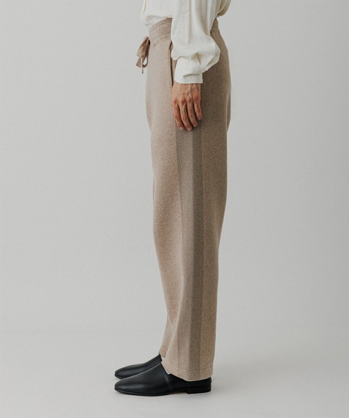 ADAM ET ROPE'（アダムエロペ）の「杢スウェット ニットパンツ / セットアップ対応（その他パンツ・メンズ・ベージュ系その他/チャコールグレー/グレー系その他・L/M）」の11枚目の写真