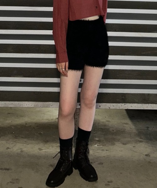 JEANASIS（ジーナシス）の「【25quee】フェザーショートパンツ/587782（その他パンツ・レディース・ブラック系その他/オフホワイト/ブラック・FREE）」の3枚目の写真