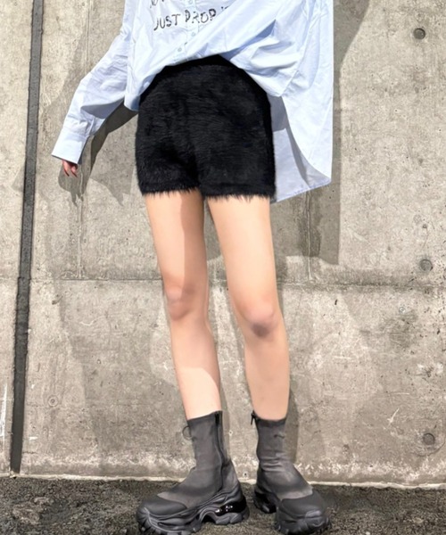 JEANASIS（ジーナシス）の「【25quee】フェザーショートパンツ/587782（その他パンツ・レディース・ブラック系その他/オフホワイト/ブラック・FREE）」の17枚目の写真