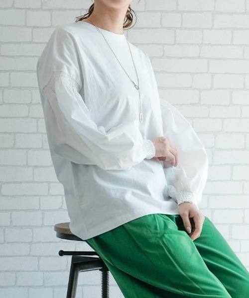 aquagarage（アクアガレージ）の「異素材MIXパフスリーブカットソー（Tシャツ/カットソー・レディース・ブラック/カーキ/ホワイト・FREE）」の5枚目の写真