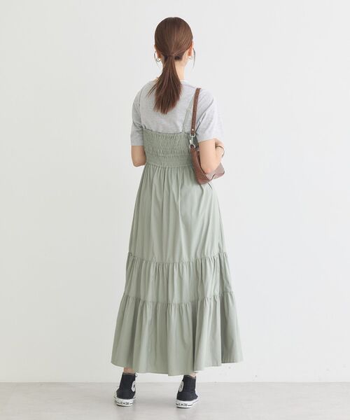 earth music&ecology(アースミュージックアンドエコロジー)の「ドロストシャーリングキャミワンピース(ワンピース・レディース・ライトカーキ/ブラック・FREE)」の15枚目の写真