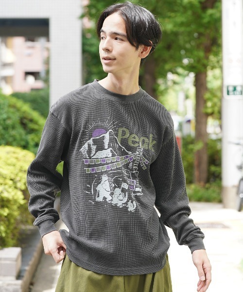 チチカカ（チチカカ）の「COBMASTER コブベアファミリーエベレストワッフルロングTシャツ（Tシャツ/カットソー・メンズ・ブラック/ホワイト・FREE）」の2枚目の写真
