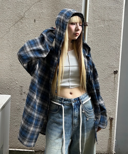 Figments（フィグメンツ）の「フーデッドオーバーチェックシャツ（シャツ/ブラウス・レディース・ブルー/ブラウン・FREE）」の8枚目の写真