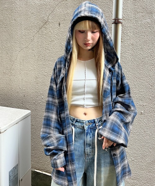 Figments（フィグメンツ）の「フーデッドオーバーチェックシャツ（シャツ/ブラウス・レディース・ブルー/ブラウン・FREE）」の12枚目の写真