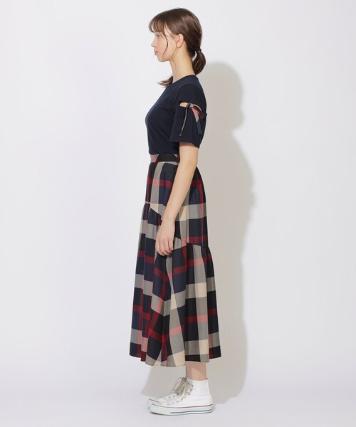CB CRESTBRIDGE(シービークレストブリッジ)の「クレストブリッジチェックスカート(スカート・レディース・ブルー系その他7/ライトベージュ・S/M)」の11枚目の写真
