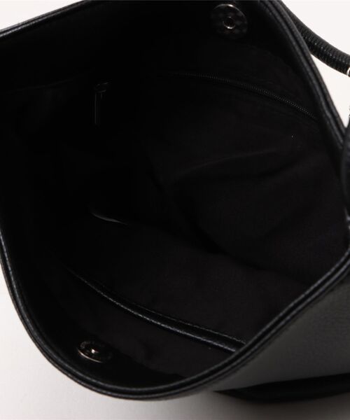 florist（フローリスト）の「チェーンチャーム付 / シュリンクレザータッチハンドバッグ/バケツバッグ（ハンドバッグ・レディース・ブルーグレー/キャメル/ブラック/オフホワイト・FREE）」の21枚目の写真