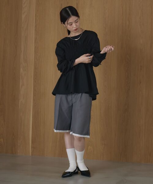 kivi（キヴィ）の「シャーリングギャザーブラウス（シャツ/ブラウス・レディース・ブラック・FREE）」の19枚目の写真